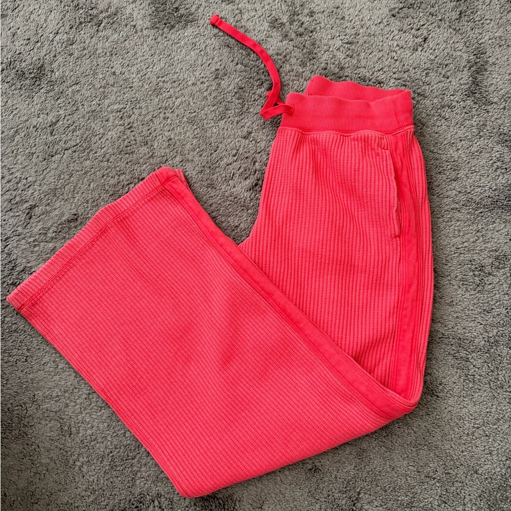 Women’s Aerie Essential Waffle pants, size Medium, washed once!